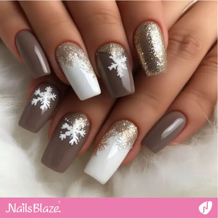 Brown and White Snowflake Nails | Christmas Nails - NB1683